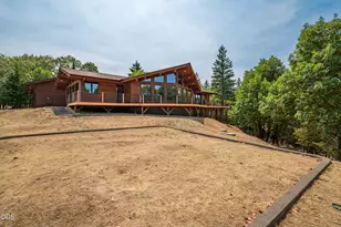 616 Mountain Paradise Dr, Grants Pass, OR 97526 - Photo 4