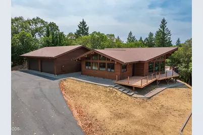616 Mountain Paradise Drive, Grants Pass, OR 97526 - Photo 2