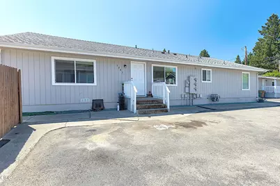 1741 Rogue River Highway, Grants Pass, OR 97527 - Photo 70