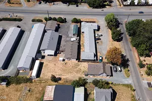 1741 Rogue River Hwy, Grants Pass, OR 97527 - Photo 106