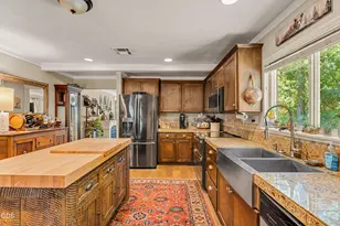 3889 Williams Hwy, Grants Pass, OR 97527 - Photo 4