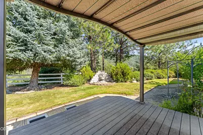 220 Burton Drive, Grants Pass, OR 97527 - Photo 30