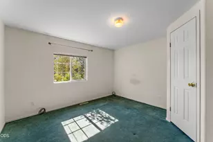 220 Burton Dr, Grants Pass, OR 97527 - Photo 24