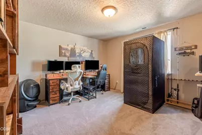 16400 Cassidy Court, La Pine, OR 97739 - Photo 18