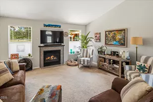 3715 SW Gene Sarazan Dr, Redmond, OR 97756 - Photo 6