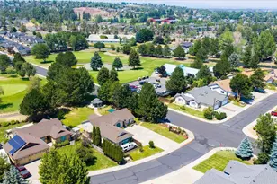 3715 SW Gene Sarazan Dr, Redmond, OR 97756 - Photo 38