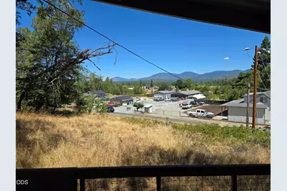 4618 Redwood Avenue, Grants Pass, OR 97527 - Photo 4