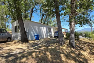 4618 Redwood Ave, Grants Pass, OR 97527 - Photo 1