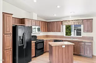 10 E South Stage Rd, Medford, OR 97501 - Photo 6