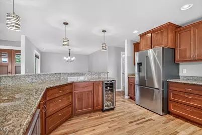 83 Hidden Valley Drive, Eagle Point, OR 97524 - Photo 14