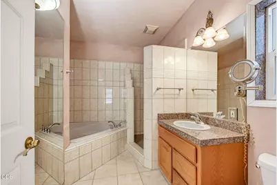 935 S 3rd Street, Jacksonville, OR 97530 - Photo 16