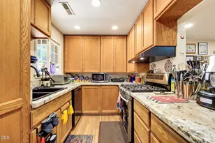 935 S 3rd St, Jacksonville, OR 97530 - Photo 56