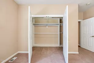 935 S 3rd St, Jacksonville, OR 97530 - Photo 14