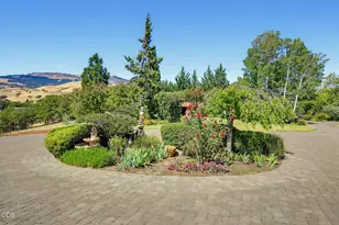 808 Pompadour Dr, Ashland, OR 97520 - Photo 10