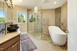 808 Pompadour Dr, Ashland, OR 97520 - Photo 68