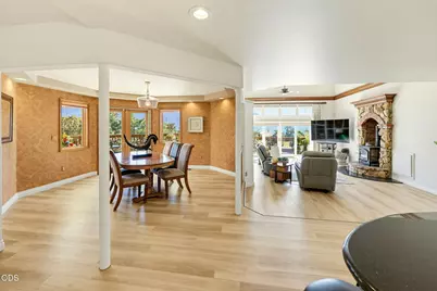 808 Pompadour Drive, Ashland, OR 97520 - Photo 32