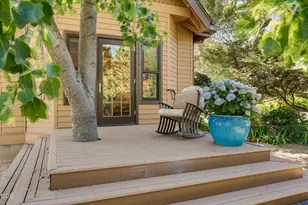 808 Pompadour Dr, Ashland, OR 97520 - Photo 12