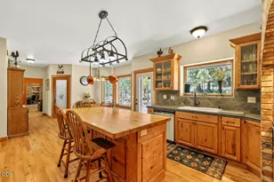 6570 Old Fort Rd, Klamath Falls, OR 97601 - Photo 8