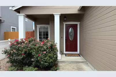 1084 Katie Mae Drive, Medford, OR 97501 - Photo 2