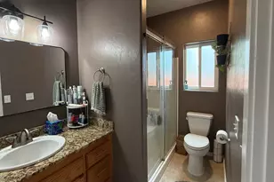 1084 Katie Mae Dr, Medford, OR 97501 - Photo 14