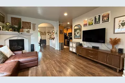 1084 Katie Mae Drive, Medford, OR 97501 - Photo 4
