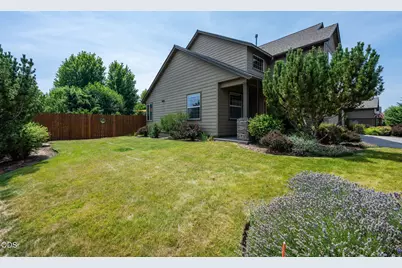 2108 NW Sterling Avenue, Redmond, OR 97756 - Photo 38