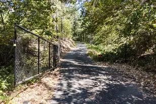 6918 Redwood Hwy, Grants Pass, OR 97527 - Photo 32