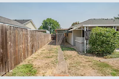 1173 Ginger Way, Medford, OR 97501 - Photo 24