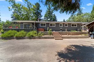 235 Larkin Rd, Grants Pass, OR 97527 - Photo 26
