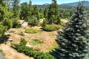 235 Larkin Rd, Grants Pass, OR 97527 - Photo 40