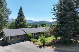 235 Larkin Rd, Grants Pass, OR 97527 - Photo 44