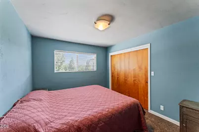 235 Larkin Road, Grants Pass, OR 97527 - Photo 16