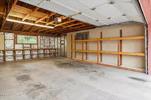 2586 SW 27th St, Redmond, OR 97756 - Photo 54