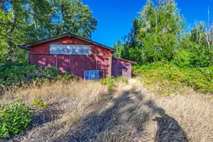 2211 Dick George Rd, Cave Junction, OR 97523 - Photo 42