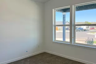 553 NE Mitchell St, Madras, OR 97741 - Photo 24