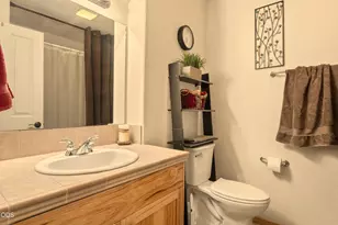 438 NW 19th, Redmond, OR 97756 - Photo 24