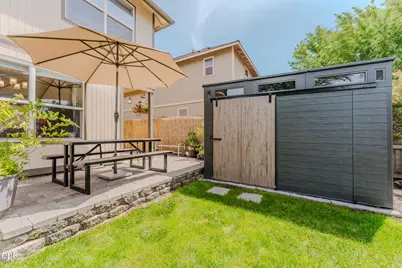 61055 Borden Drive, Bend, OR 97702 - Photo 30