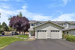 1926 NE Sams Loop, Bend, OR 97701 - Photo 4