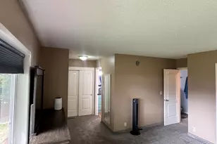 3426 Coronado Way, Klamath Falls, OR 97603 - Photo 8
