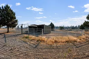 60835 Jennings Rd, Bend, OR 97702 - Photo 40