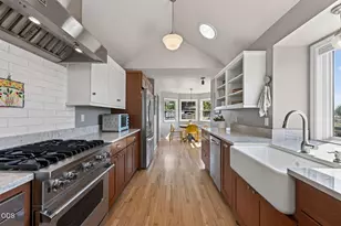 60835 Jennings Rd, Bend, OR 97702 - Photo 12