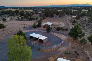 60835 Jennings Rd, Bend, OR 97702 - Photo 50