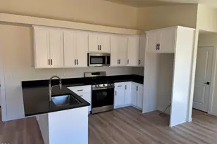 5406 Independence Ave, Klamath Falls, OR 97603 - Photo 4