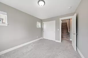 1055 SE Leonel Ln, Bend, OR 97702 - Photo 28