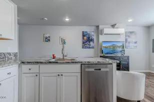 7883 Houston Loop, White City, OR 97503 - Photo 8