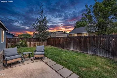 2620 NE 3rd Street, Redmond, OR 97756 - Photo 2