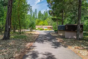 330 Bull Creek Rd, Grants Pass, OR 97527 - Photo 4