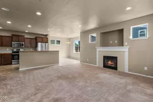 118 N Cottage Ln, Sisters, OR 97759 - Photo 6