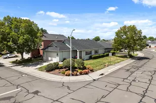 2783 Parkwood Village Ln, Central Point, OR 97502 - Photo 30