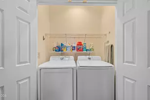 2783 Parkwood Village Ln, Central Point, OR 97502 - Photo 22